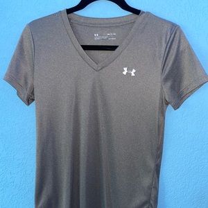 Under Armour T-shirt